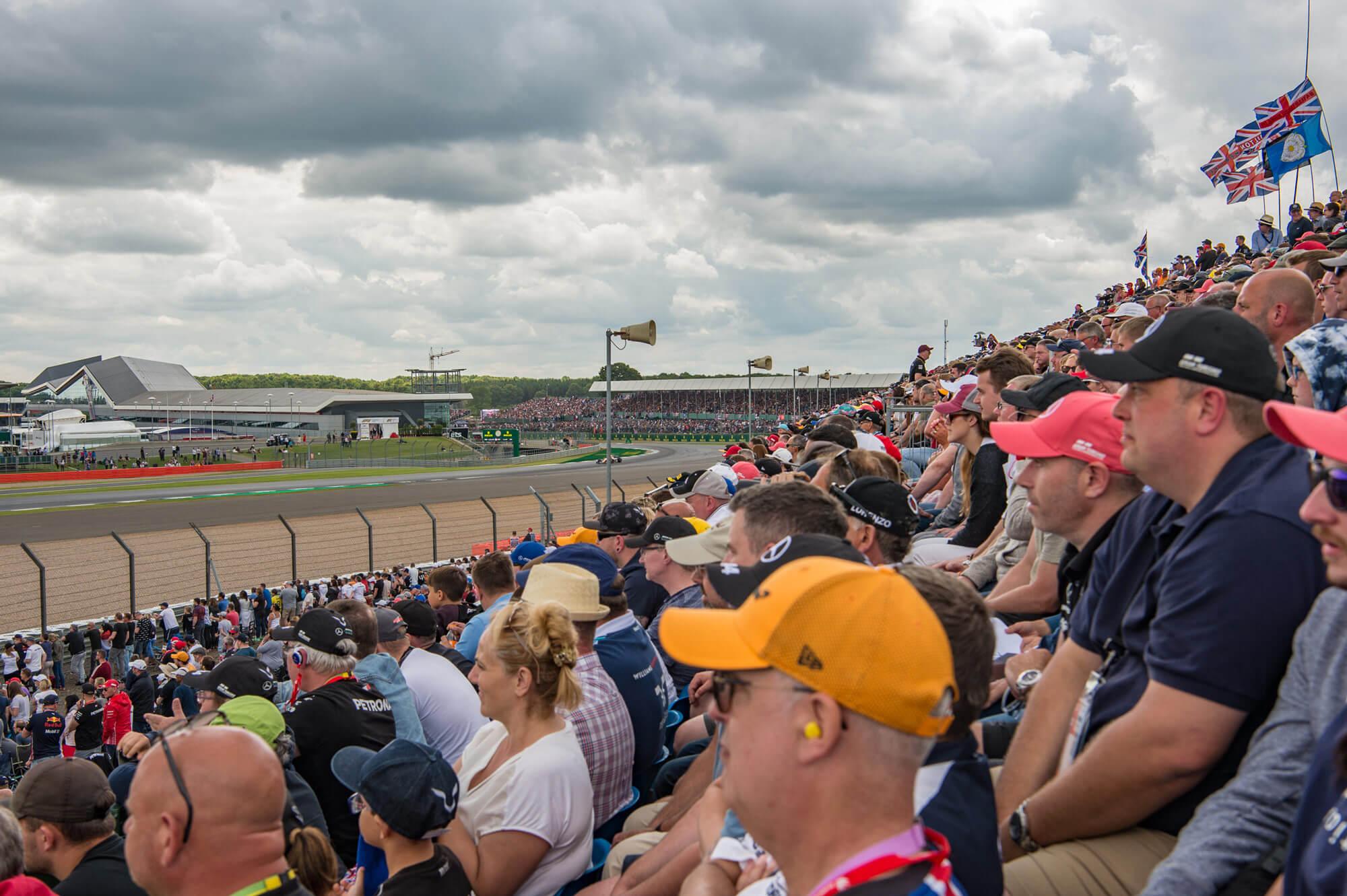 Farm Curve Grandstand Inclusion